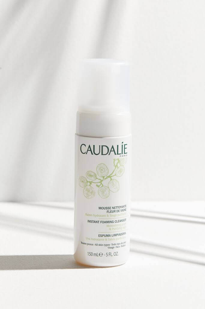 Caudalie Instant Foaming Cleanser,ฟองโฟมเนื้อนุ่ม,Caudalie Instant Foaming Cleanser รีวิว,Caudalie Instant Foaming Cleanser ราคา,โฟท caudalie,ให้ผิวเนียนนุ่ม,ไม่แห้งตึง,ช่วยกระชับผิว,เหมาะสำหรับผิวแพ้ง่าย,